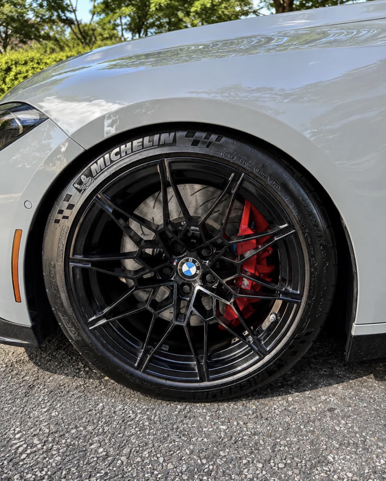 Wheel & Tire — Gloss + Dressed